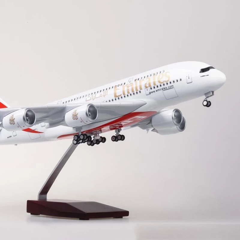 Kids Toys Uae - Масштаб 1/160 Airbus A380 UAE/Emirates, 18