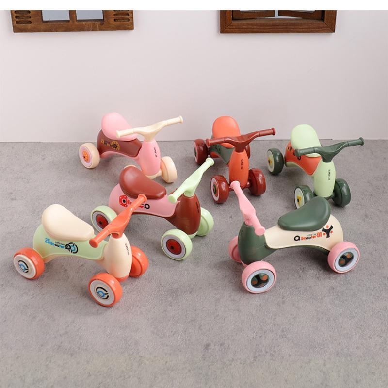 Случайный 1 шт. миниатюрный си – обзор и цена Kids Toys Scooter