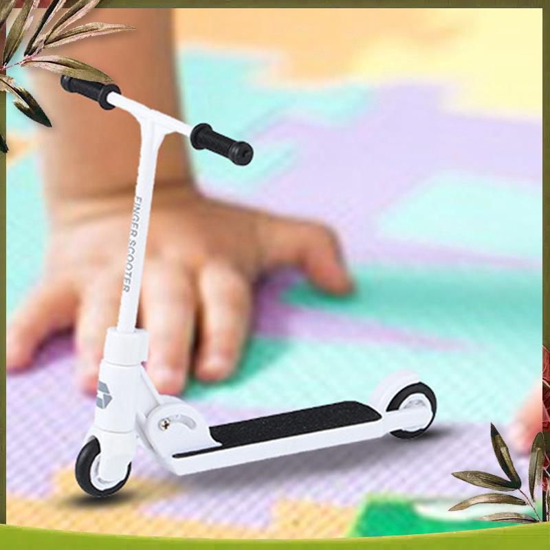 Надежный новый самокат для пал – обзор и цена Kids Toys Scooter